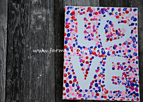 An easy to make Valentine's Craft, this Valentines Day fingerprint love canvas is perfect to display year after year.