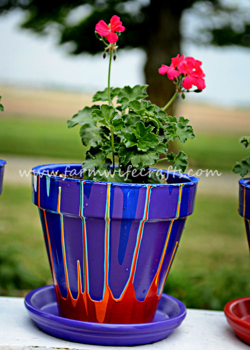 These Rainbow flower pots are the perfect gift for Mother's Day or just because. Easy to make and sure to put a smile on anyone's face!