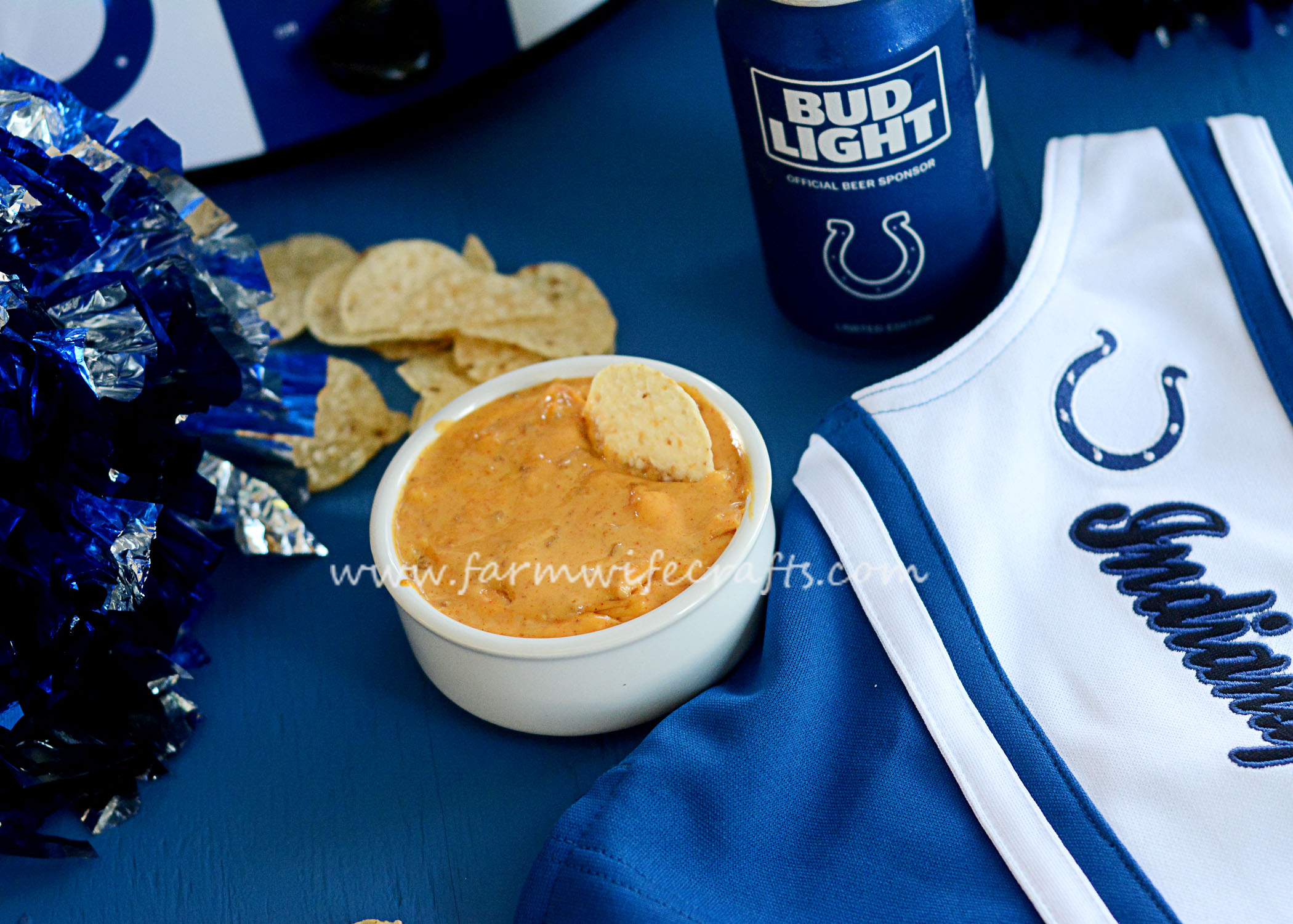 This crockpot taco queso dip is perfect for game day, or anyday!