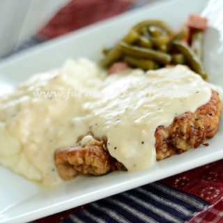 It's winter and if you are like me, you are looking for the ultimate comfort food. Possibly one that reminds you of your childhood? This Pan-Fried Cubed Steak and Gravy recipe screams comfort food!