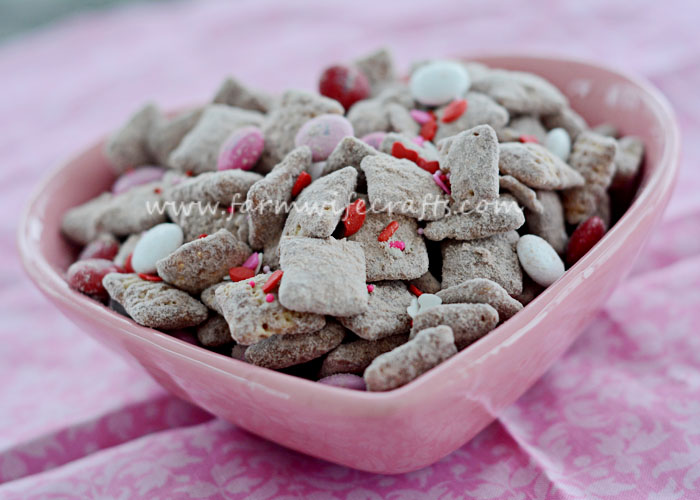 Are you looking for a Valentine's Day treat that your loved ones won't be able to resist? This Valentine's Puppy Chow is exactly what you need in your life. It's so easy to make and the perfect mixture of sweetness to make your mouth water?
