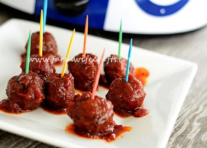 I love a good meatball recipe! This recipe for Sweet and Spicy Meatballs is sure to spice up your tastebuds!