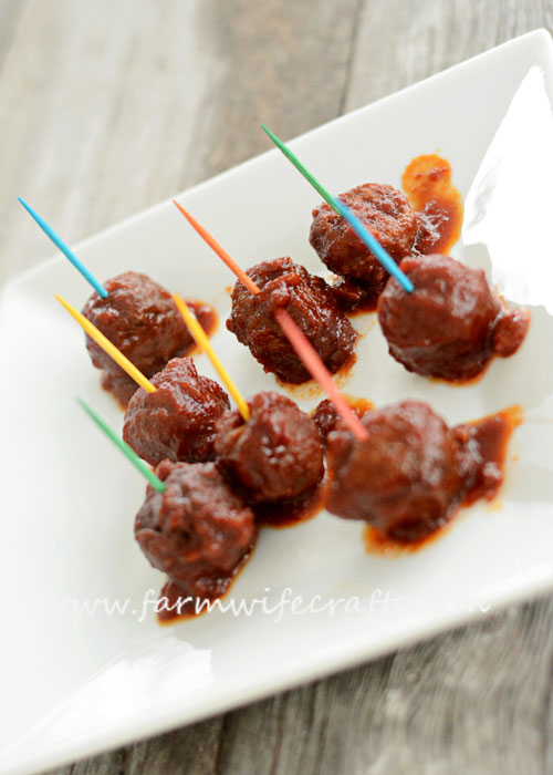 I love a good meatball recipe! This recipe for Sweet and Spicy Meatballs is sure to spice up your tastebuds!