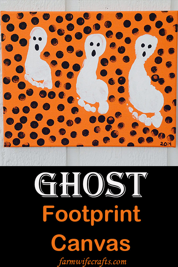 This Ghost Footprint Canvas is and easy, simple craft to make to enjoy every Halloween.  A bonus is that it also includes fingerprints as well!