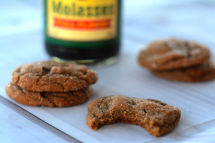 Are you looking for a cookie with a little bit of spice and a little bit of sweetness?  Look no further then these delicious Molasses Sugar Cookies!