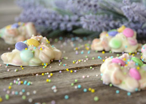 This Easter Crockpot Candy is so easy to make and only takes a few ingredients and a few minutes of your time!