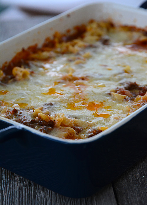 Are you looking for an easy weeknight meal, or maybe a meal that you can stick in the freezer for later or share with a friend?  This Friendship Casserole might just be what you are looking for!