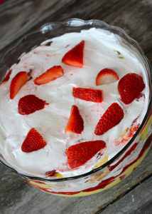 Who loves anything with strawberries?  If you answered, "yes," then you need to try this recipe for Strawberry Trifle.