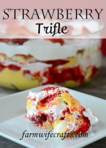 Who loves anything with strawberries?  If you answered, "yes," then you need to try this recipe for Strawberry Trifle.