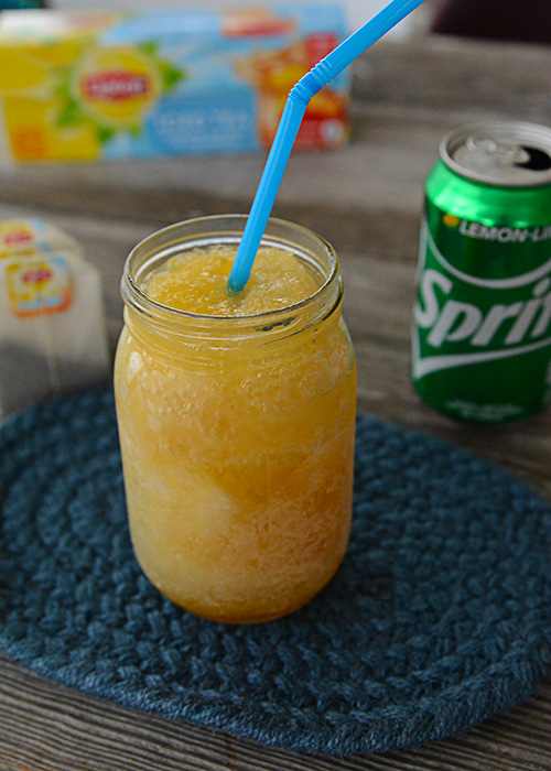 Do you love a good drink recipe that tastes like the holidays?  This Whiskey Slush recipe is your ticket!