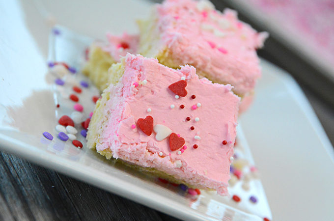 Do you love iced sugar cookies? Then you need to try these Fluffy Sugar Cookie Bars. Easy to whip up and with just the right amount of almond flavor they are delicious!